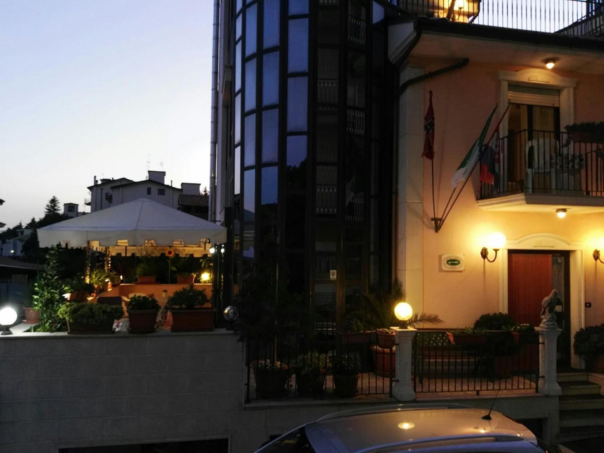 Hotel Carriera San Giovanni Rotondo Exterior photo